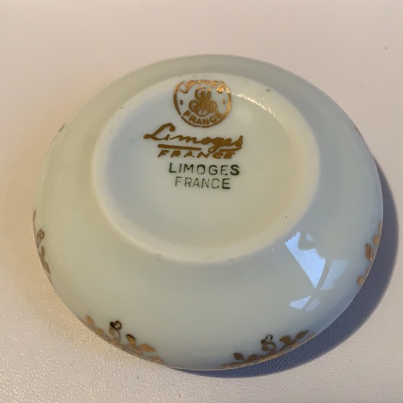 Vintage Limoges France trinkets/jewelry box - Picture 4 of 11